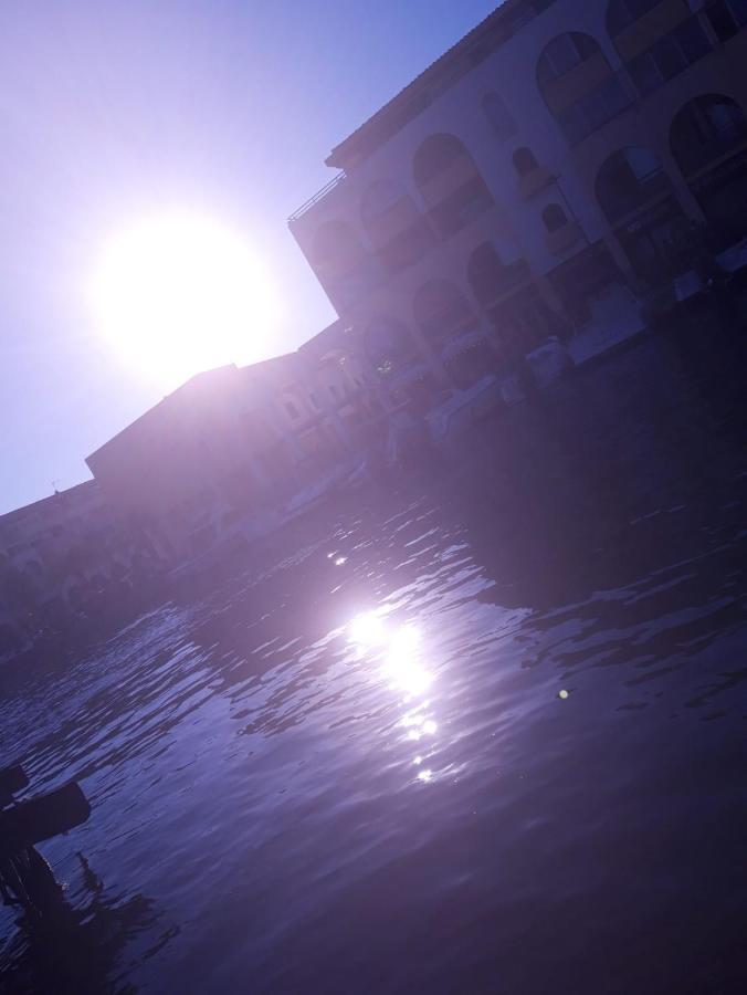 Magnifique Appart Marina Proche Plage Avec Parking Sete Exterior photo